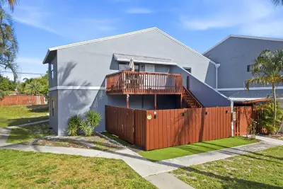 30 Crossings Cir #G, Boynton Beach: photo 1 of 37