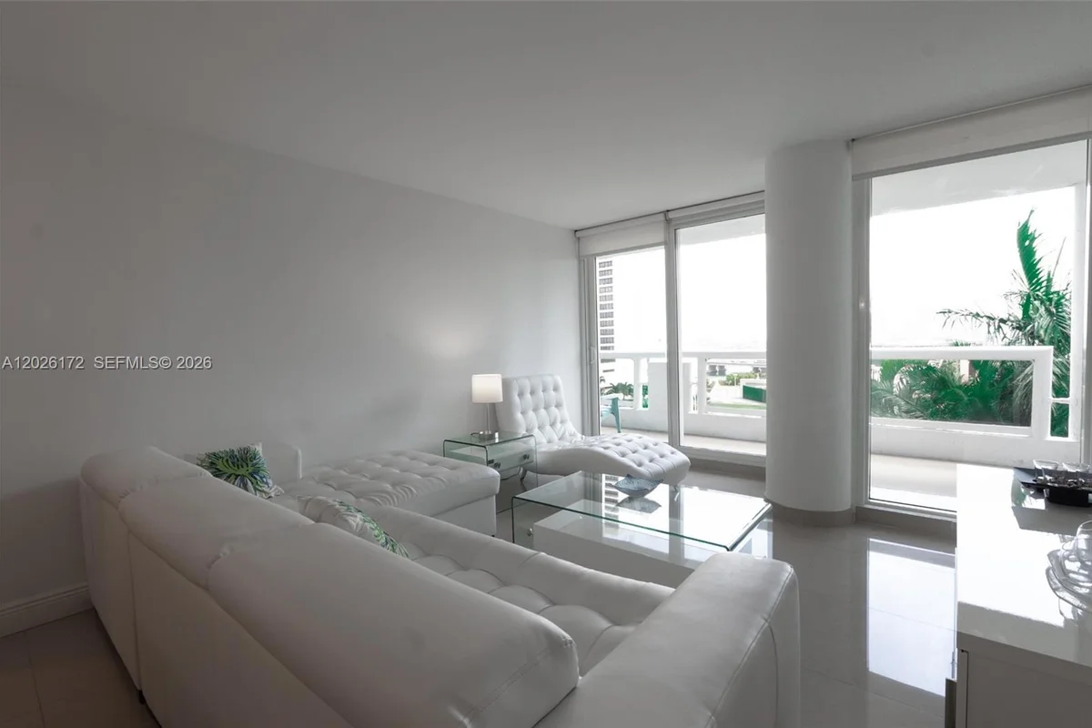 1717 N Bayshore Dr #A-1253, Miami: photo 1 of 14