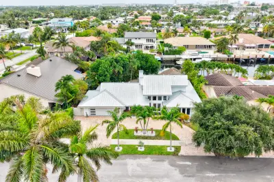 1511 SE 12th Ct, Deerfield Beach: photo 1 of 29