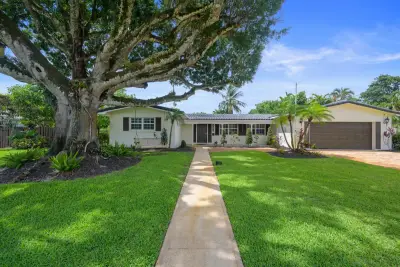 6850 NW 7th St, Plantation: photo 1 of 38
