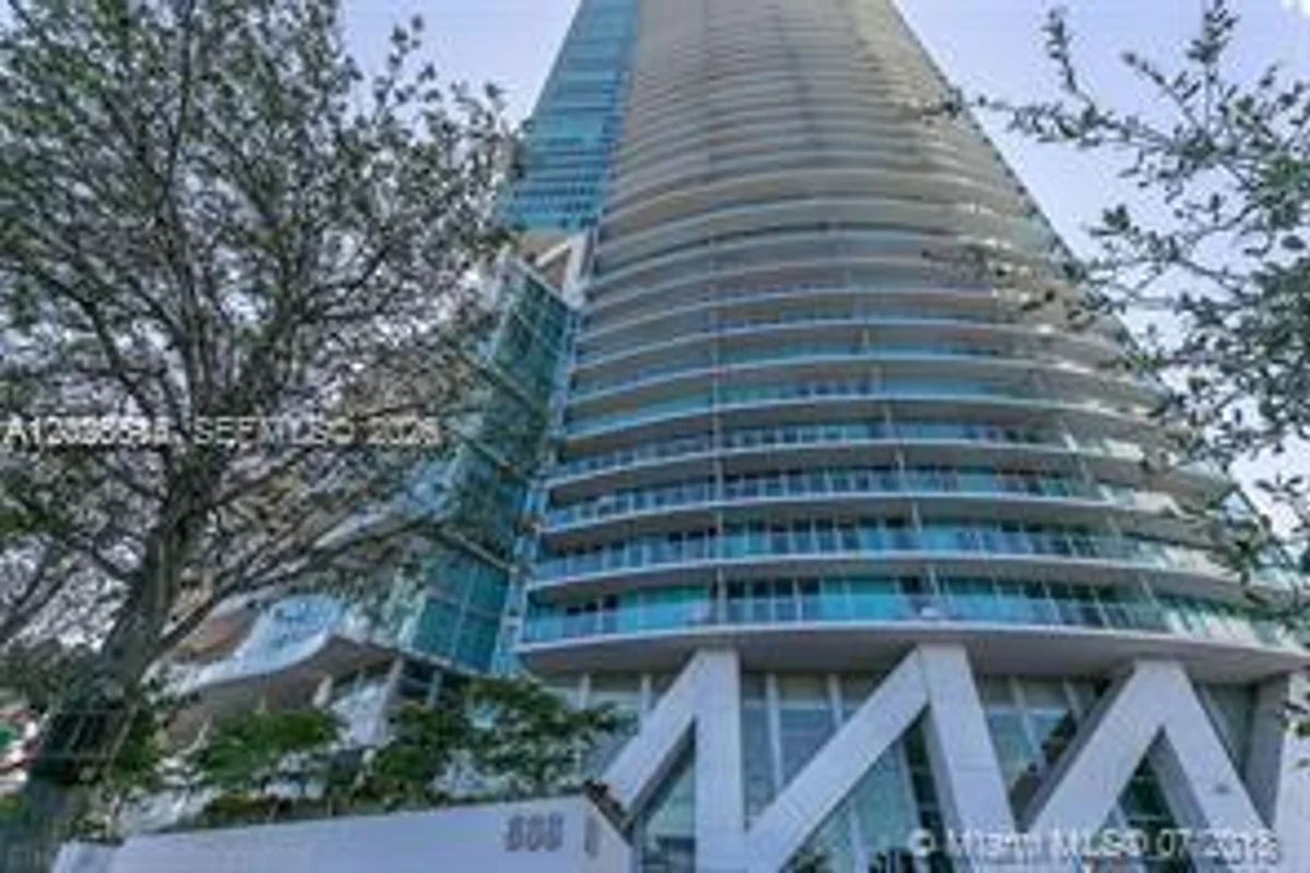 888 Biscayne Blvd #311, Miami: photo 1 of 13