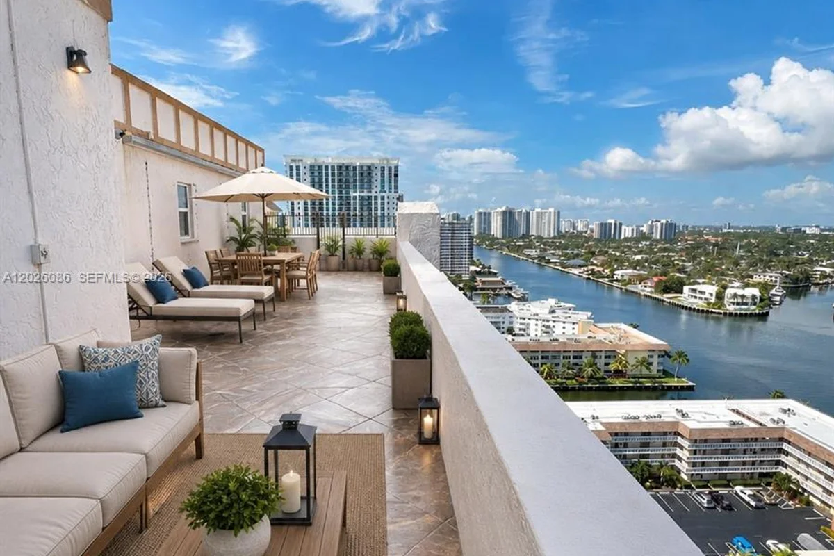 1865 S Ocean Dr #21A, Hallandale Beach: photo 1 of 32