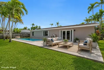 18645 SW 90th Ave, Cutler Bay: photo 1 of 19