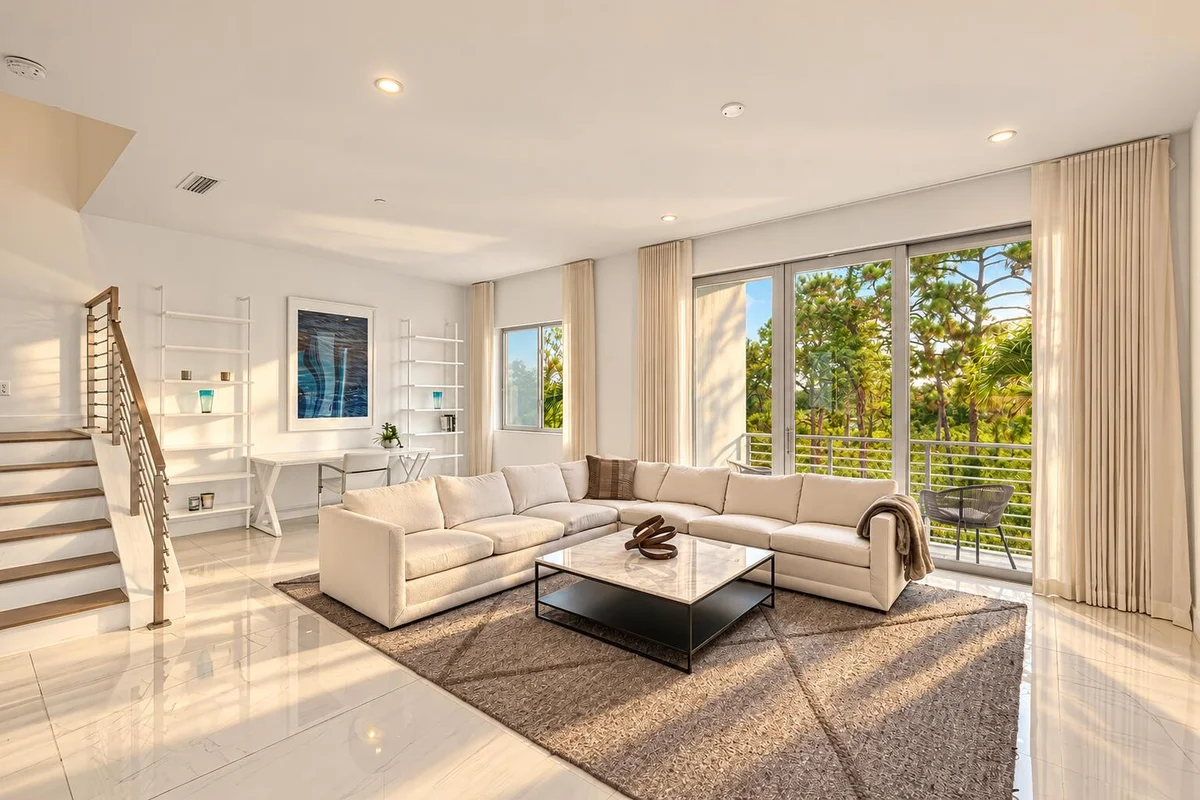 4130 NW 17th Ave, Boca Raton: photo 1 of 59