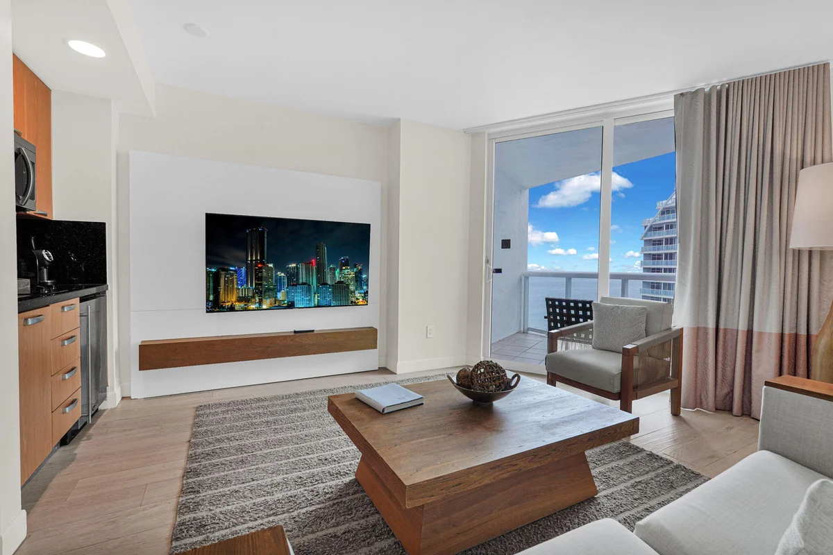 505 N Fort Lauderdale Beach Blvd #1403, Fort Lauderdale: photo 1 of 101