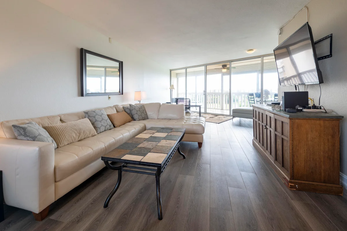 6911 Environ Blvd #8G, Lauderhill: photo 1 of 24