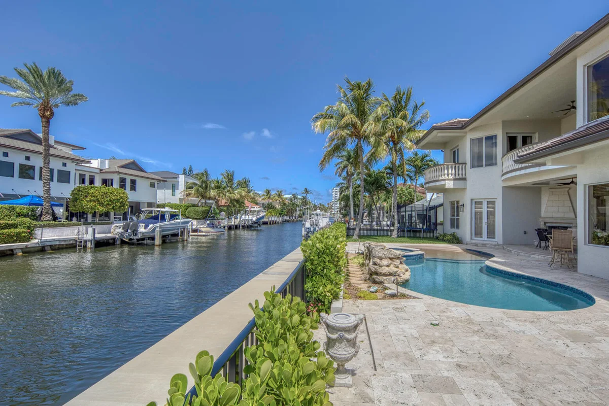945 Cypress Dr, Delray Beach: photo 1 of 86
