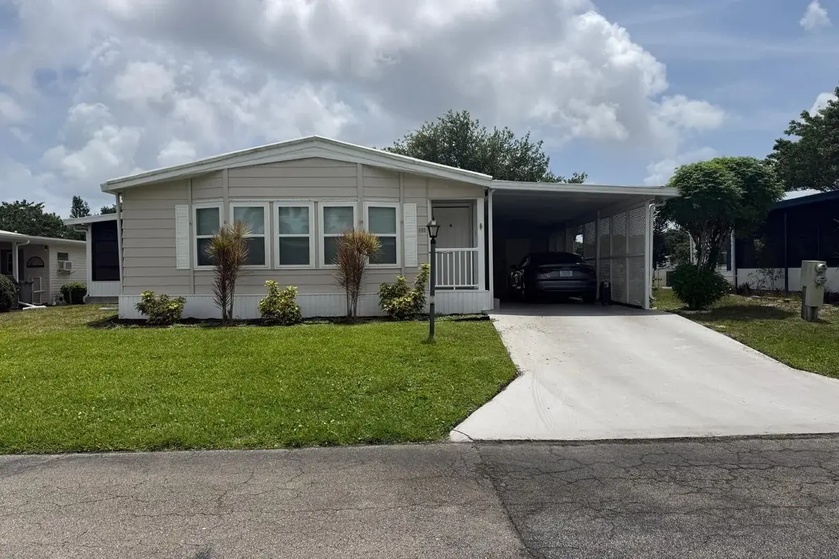 698 Sunny South Ave, Boynton Beach: photo 1 of 23