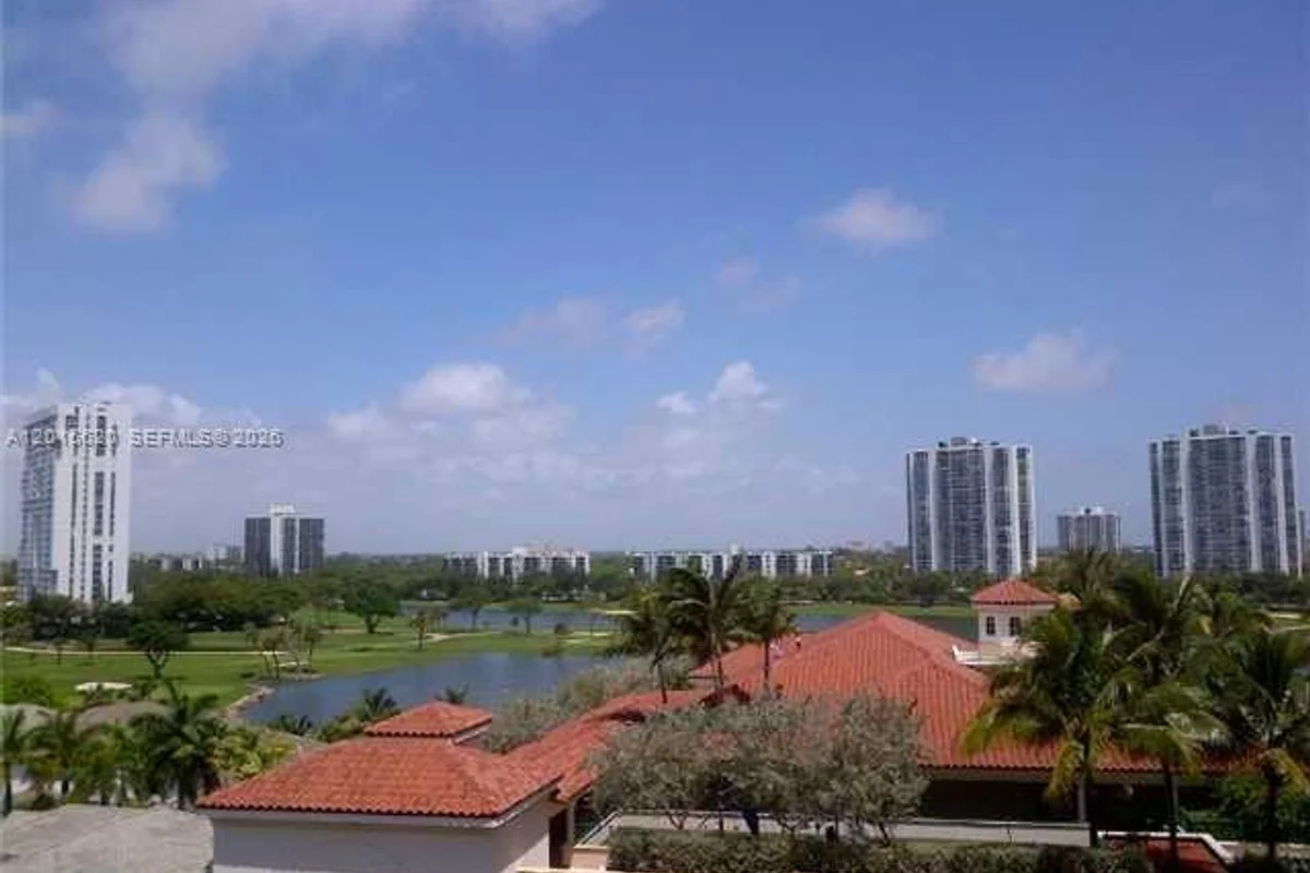 19900 E Country Club Dr #804, Aventura: photo 1 of 22