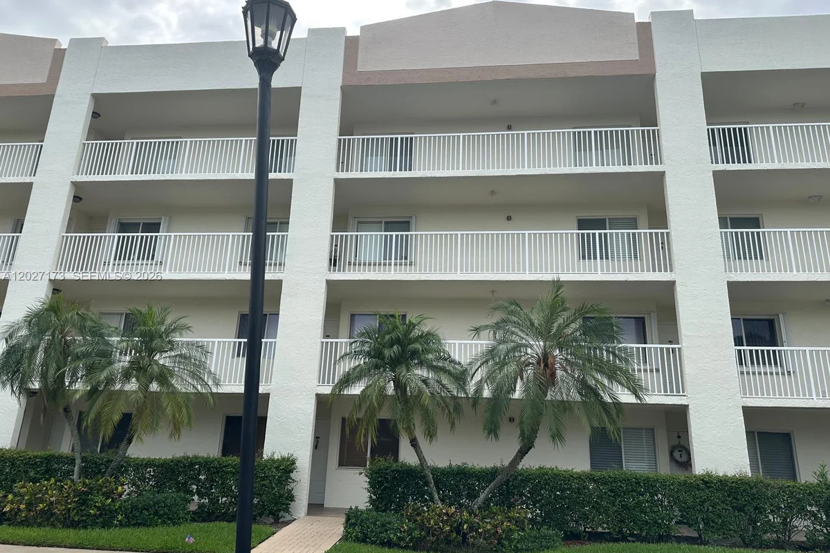 7737 Trent Dr #204, Tamarac: photo 1 of 20