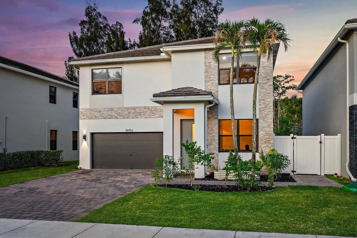 18452 Glenstone St, Jupiter: photo 1 of 48