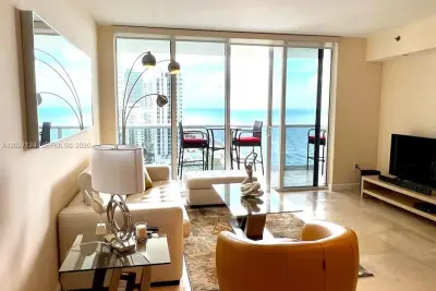 1830 S Ocean Dr #1812, Hallandale Beach: photo 1 of 17