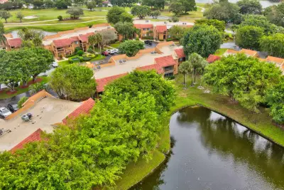 11255 Green Lake Dr #202, Boynton Beach: photo 1 of 29