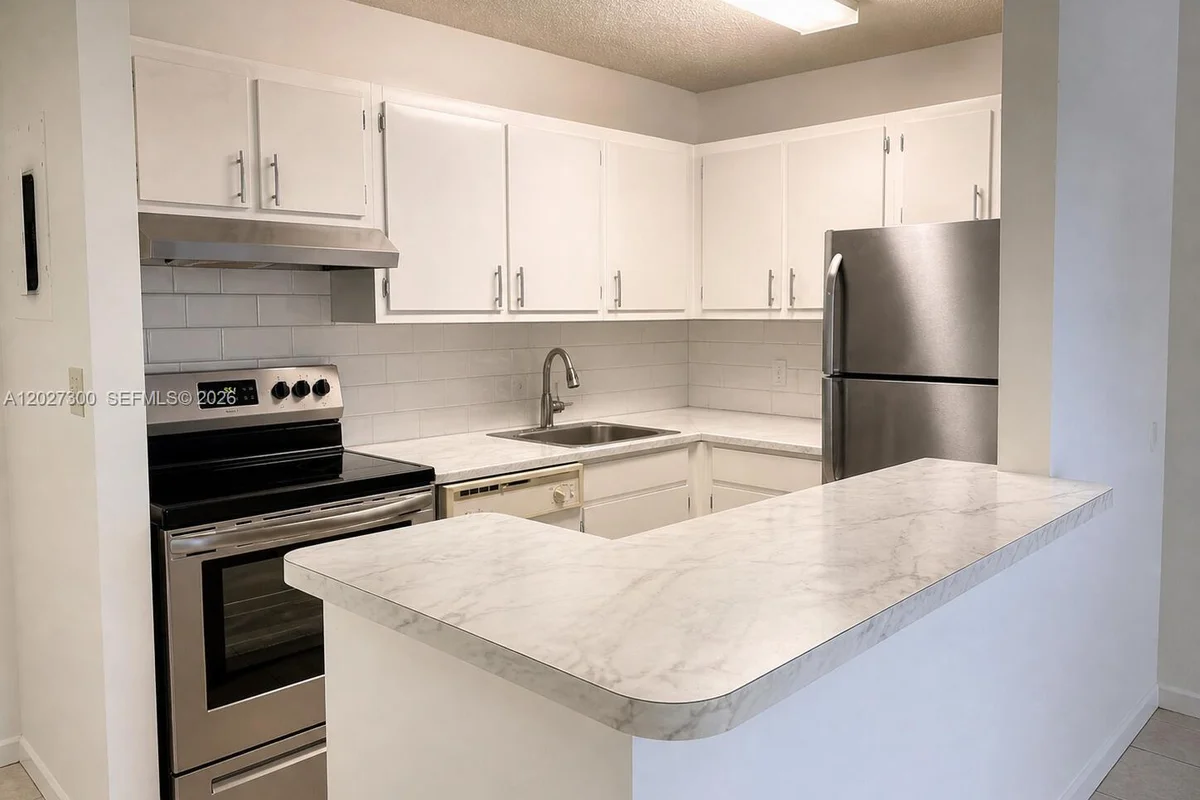15540 SW 80th St #D-304, Miami: photo 1 of 16