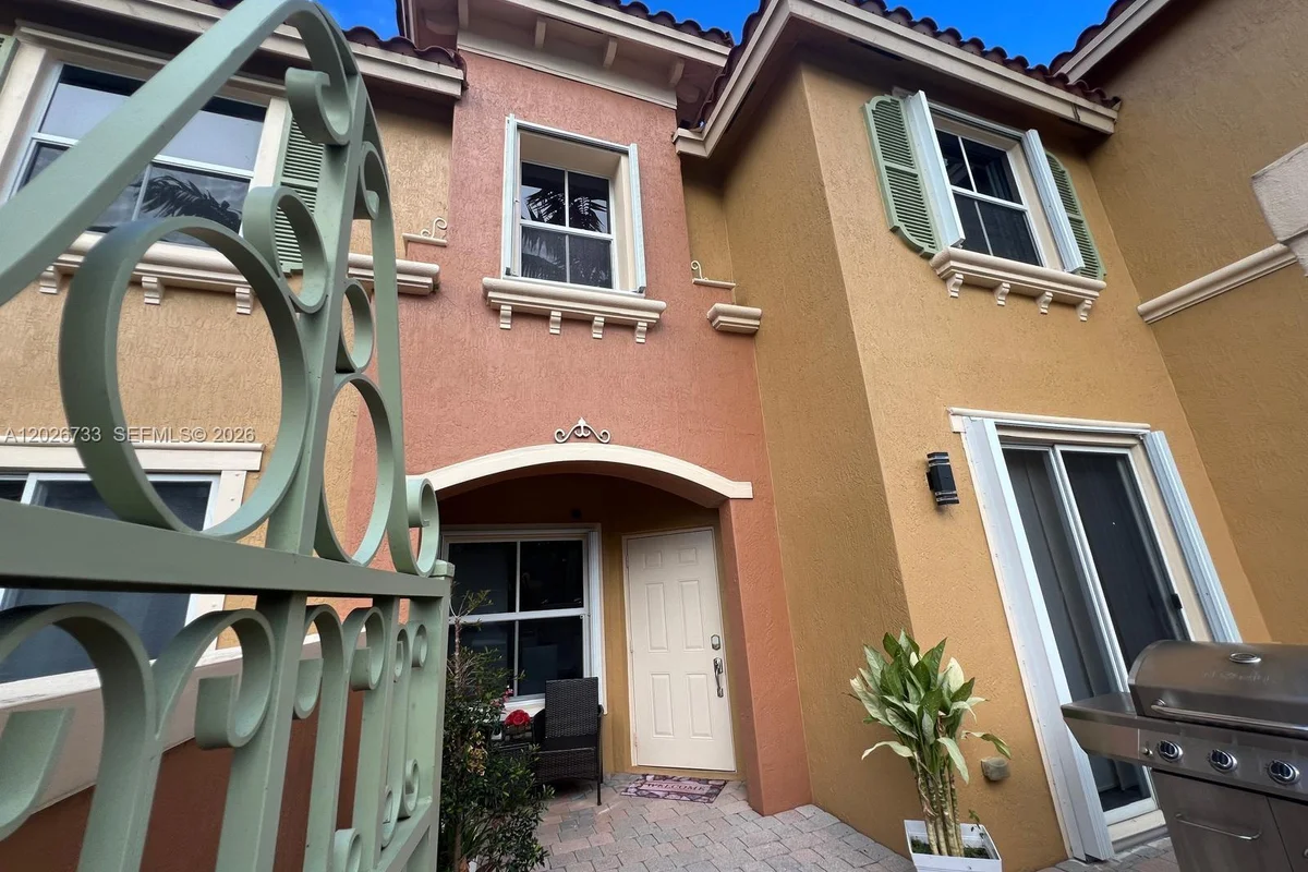 943 SW 143rd Ter #2109, Pembroke Pines: photo 1 of 55