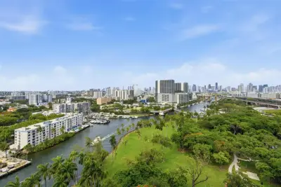1861 S River Dr #2008, Miami: photo 1 of 38