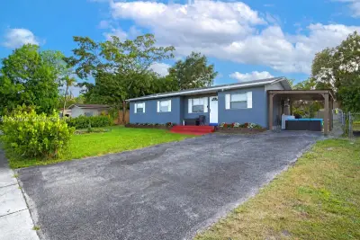 2501 NW 30th Way, Fort Lauderdale: photo 1 of 16