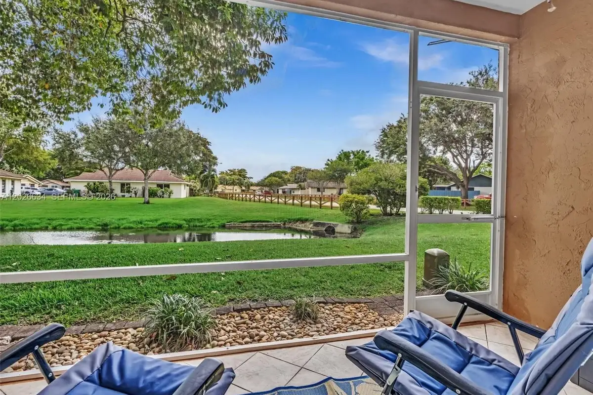 3660 Citrus Trace #2, Davie: photo 1 of 36