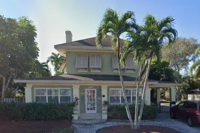 250 Foresteria Dr, Lake Park: photo 1 of 1