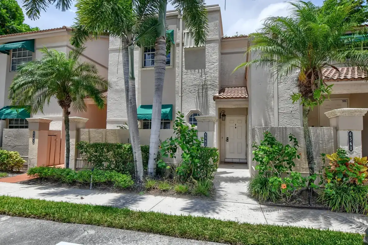 6563 Via Regina, Boca Raton: photo 1 of 24