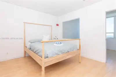 5445 Collins Ave #1105, Miami Beach: photo 1 of 29