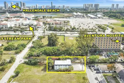 407 SE 9th Ct #1, Hallandale Beach: photo 1 of 26