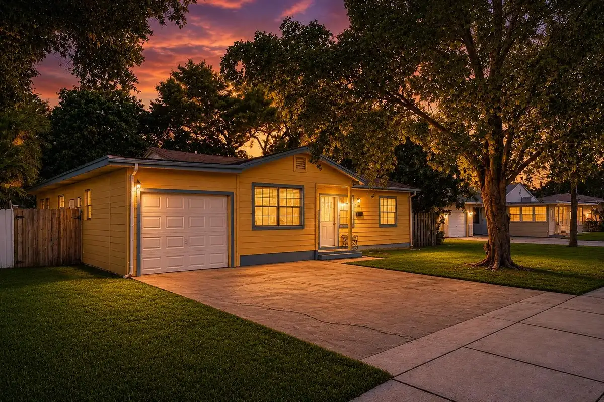 713 NE 35th St, Oakland Park: photo 1 of 23