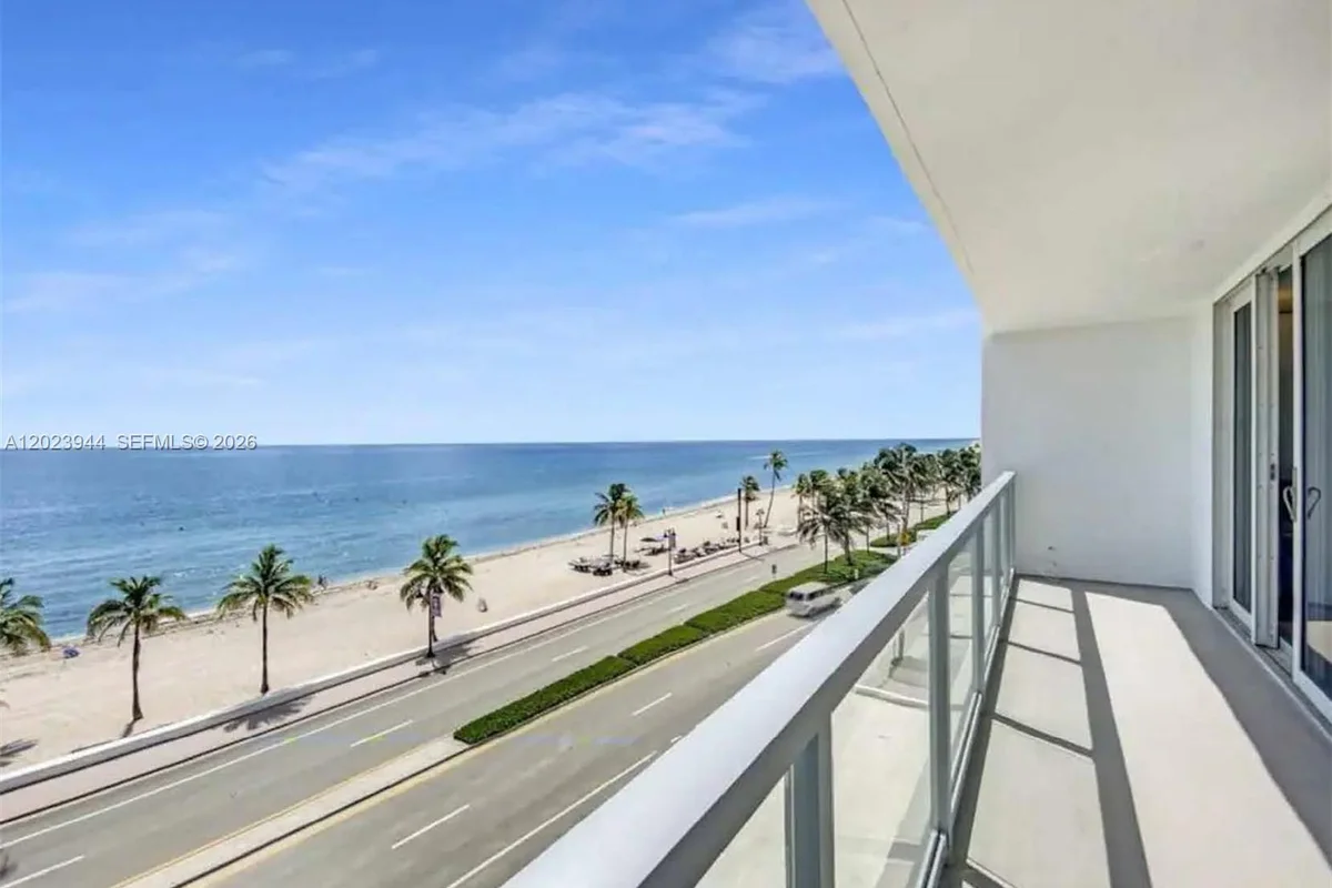 209 N Fort Lauderdale Beach Blvd #5B, Fort Lauderdale: photo 1 of 27