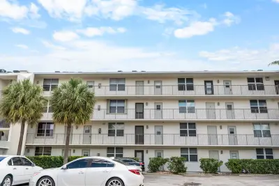 4501 NE 21 Ave #406, Fort Lauderdale: photo 1 of 26
