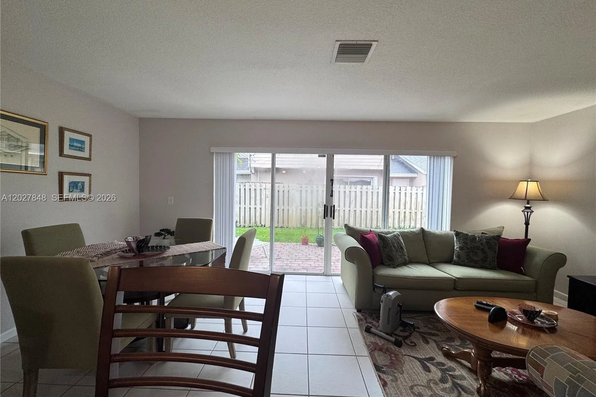 12204 NW 36th Pl, Sunrise: photo 1 of 25