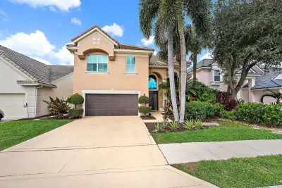 76 Princewood Ln, Palm Beach Gardens: photo 1 of 27