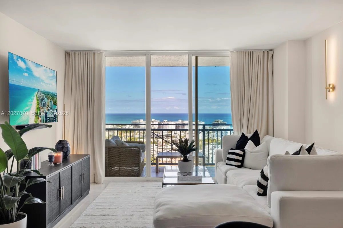 90 Alton Rd #2207, Miami Beach: photo 1 of 24
