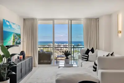 90 Alton Rd #2207, Miami Beach: photo 1 of 24