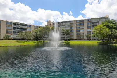 7081 Environ Blvd #143, Lauderhill: photo 1 of 48