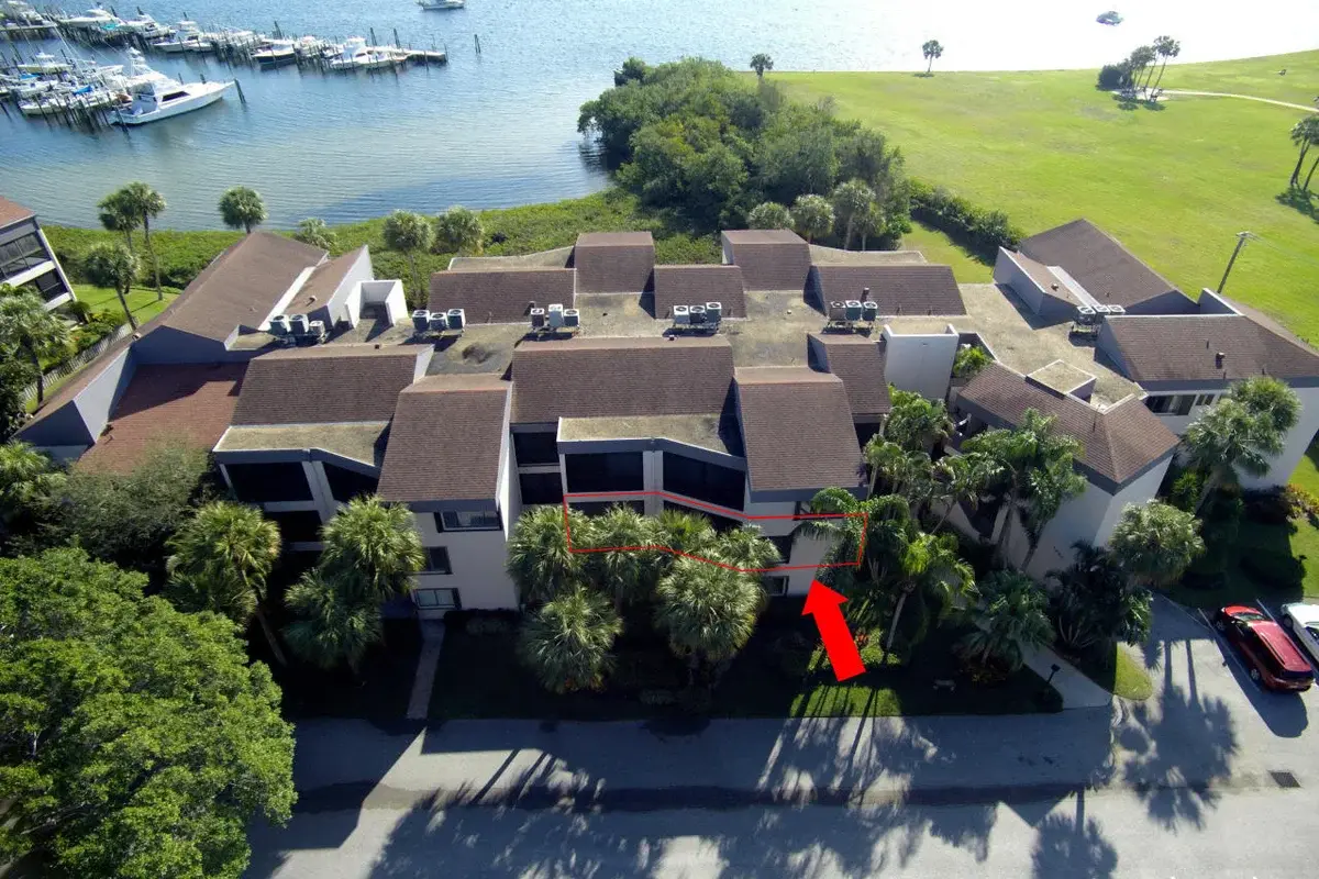 1660 Twelve Oaks Way #203, North Palm Beach: photo 1 of 24