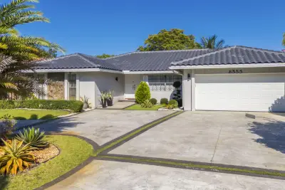 8555 SW 1st Pl, Coral Springs: photo 1 of 34