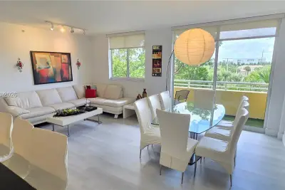 2775 NE 187th St #314, Aventura: photo 1 of 37