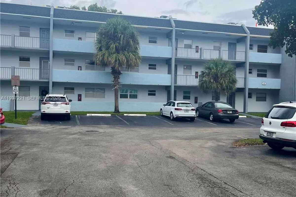 8351 Sands Point Blvd #A208, Tamarac: photo 1 of 15