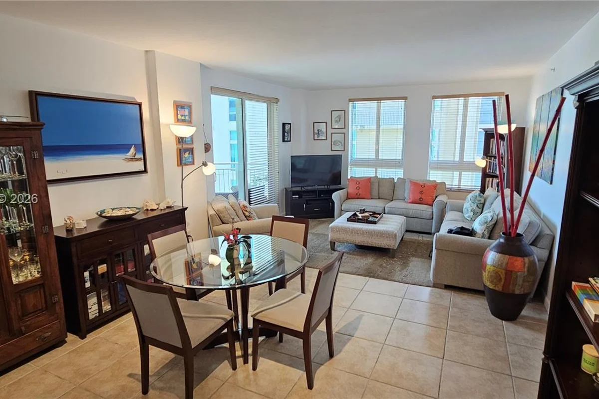 7350 SW 89th St #701S, Miami: photo 1 of 29