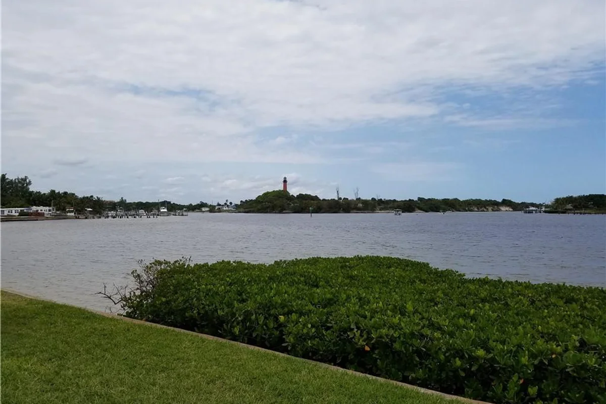 755 Saturn St #F205, Jupiter: photo 1 of 19