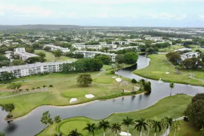 3004 Portofino Isle #B2, Coconut Creek: photo 1 of 23