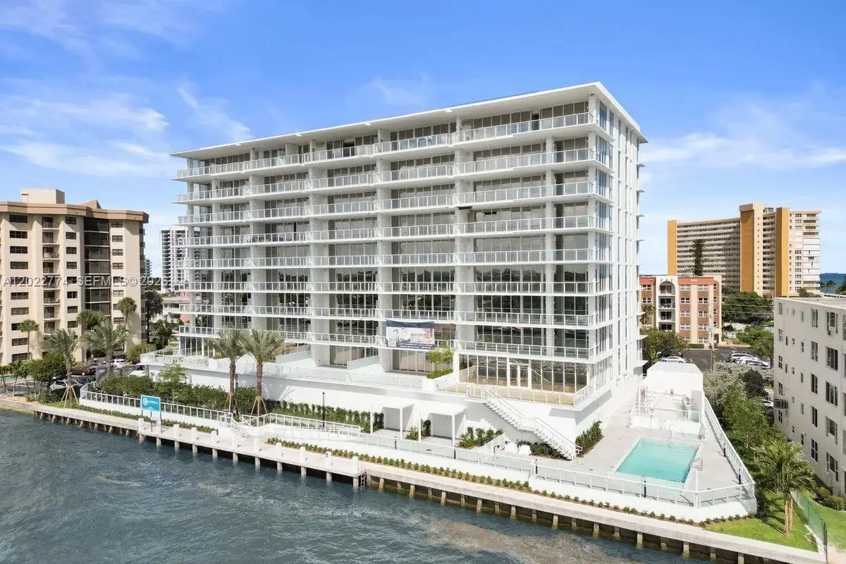 407 N Riverside #402, Pompano Beach: photo 1 of 54