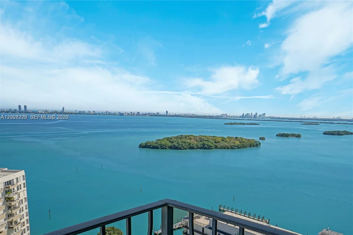 780 NE 69th St #2302, Miami: photo 1 of 29