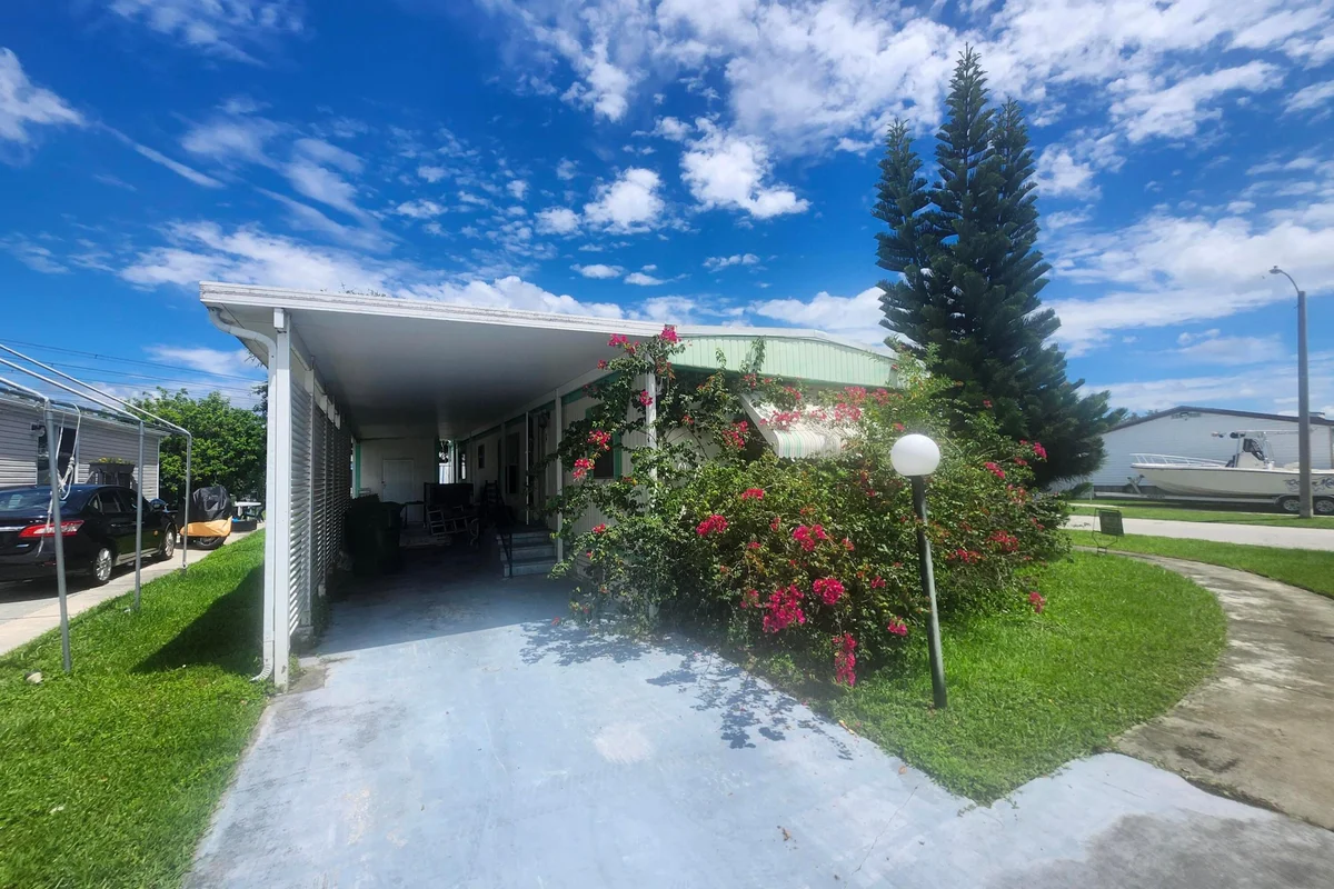 290 NW 218th Way #Lot 473, Pembroke Pines: photo 1 of 16