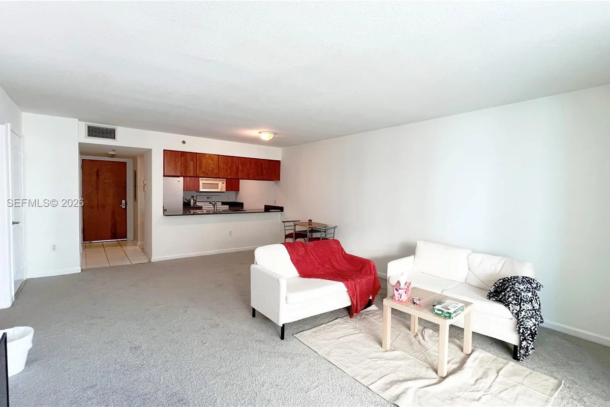 1200 Brickell Bay Dr #2814, Miami: photo 1 of 14