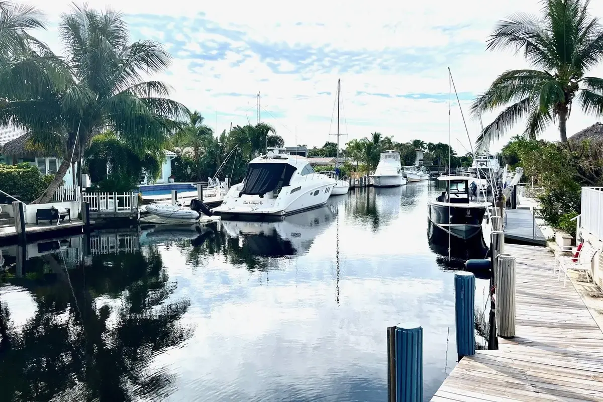 2708 NE 14th Street Cswy #2, Pompano Beach: photo 1 of 92