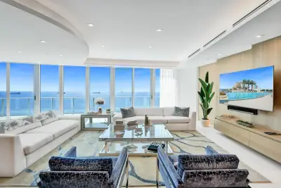 701 N Fort Lauderdale Beach Blvd #A1, Fort Lauderdale: photo 1 of 52