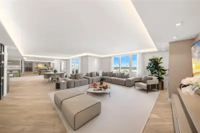 2301 Collins Ave #1432, Miami Beach: photo 1 of 40