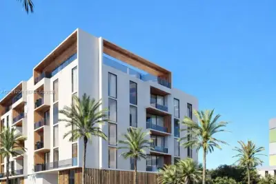 7860 NE Bayshore Ct #2C, Miami: photo 1 of 9