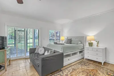 11863 Wimbledon Cir #408, Wellington: photo 1 of 16